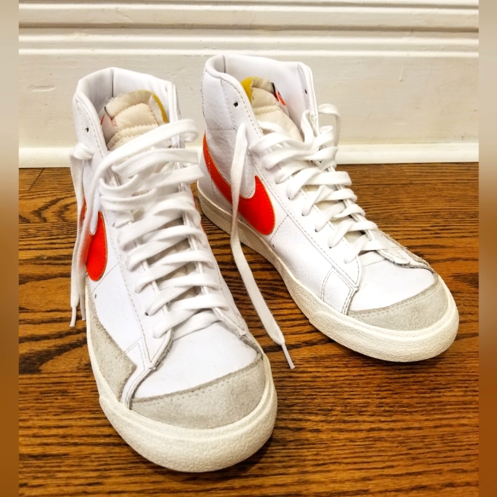 Men's Nike Blazer Mid '77 (White Mantra Orange)